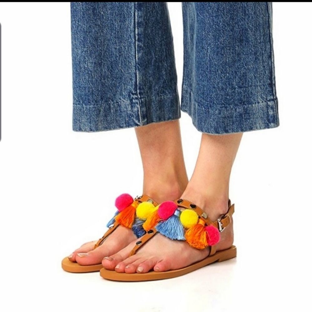 Rebecca Minkoff Estelle pom pom sandals size 5.5